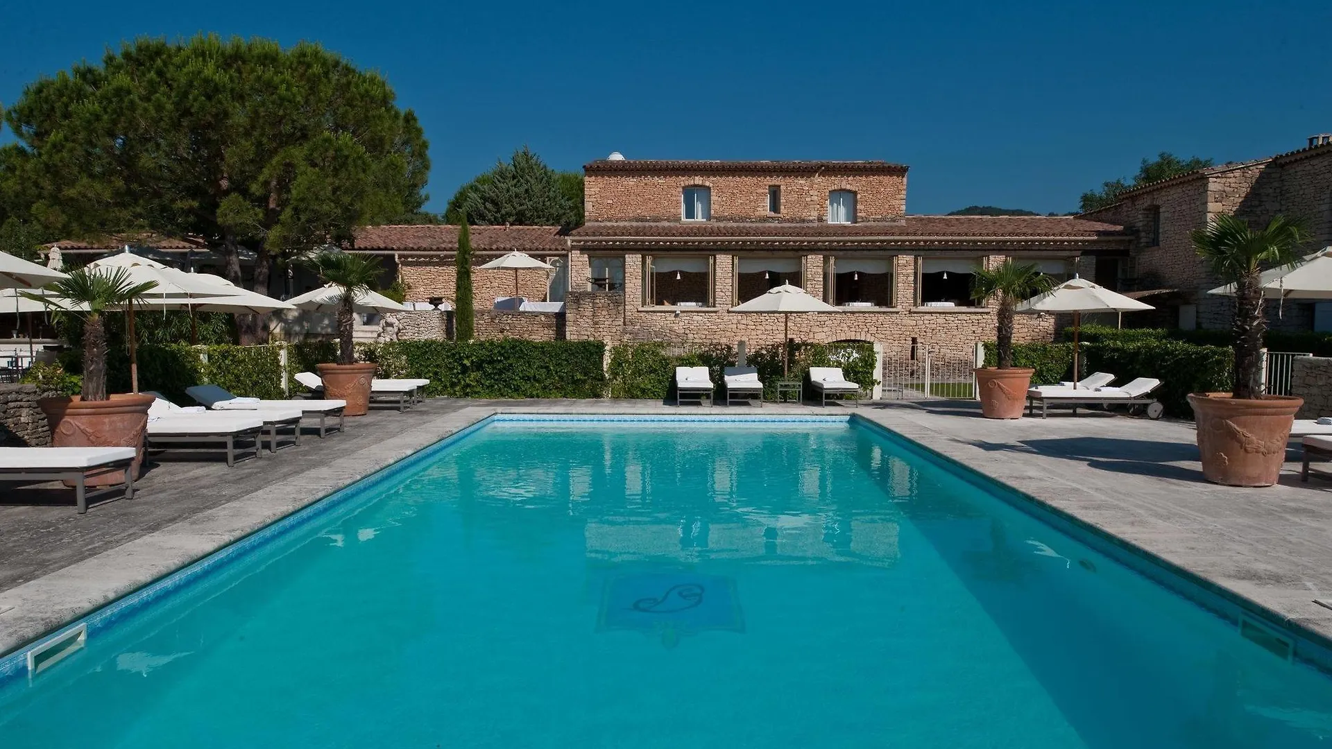 Le Phebus & Spa - Relais & Chateaux Joucas 5*,